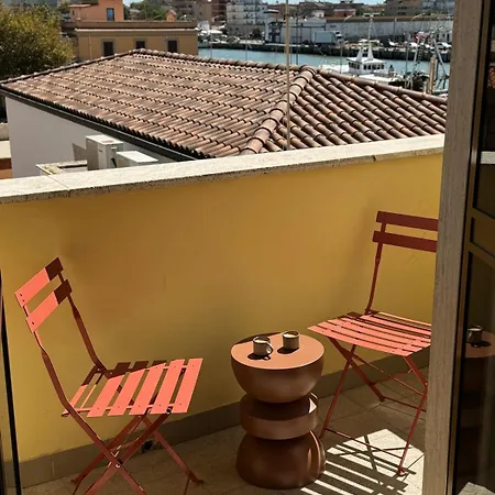 Aurum House - Sea & Sunset View Apartment *
